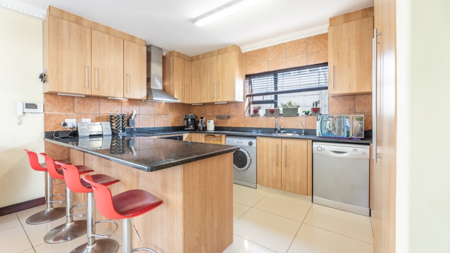 4 Bedroom Property for Sale in West Beach Western Cape